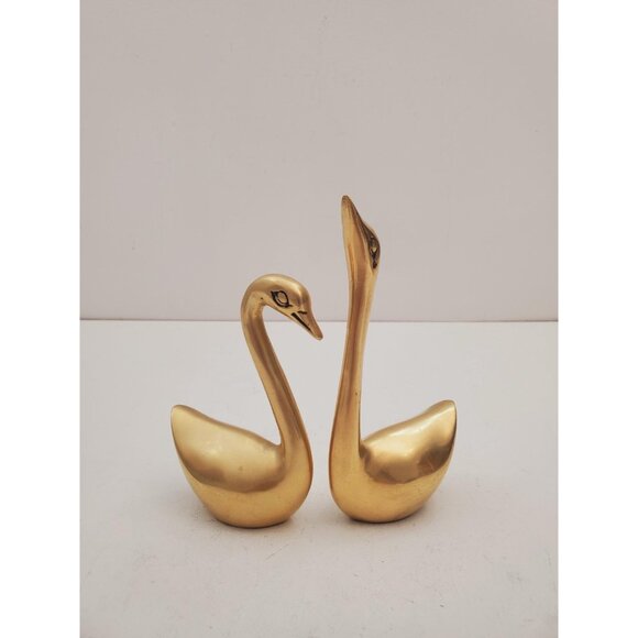 Vintage Brass Swans | Vintage Brass Swan | Vintage Brass Decor | Wedding Decor | - Picture 3 of 10